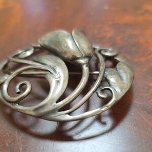 Vintage Silver Floral Brooch